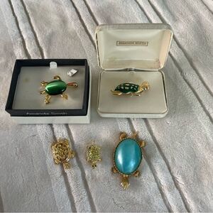 Vintage Turtle Brooches/Pins Various Sizes SET of 5